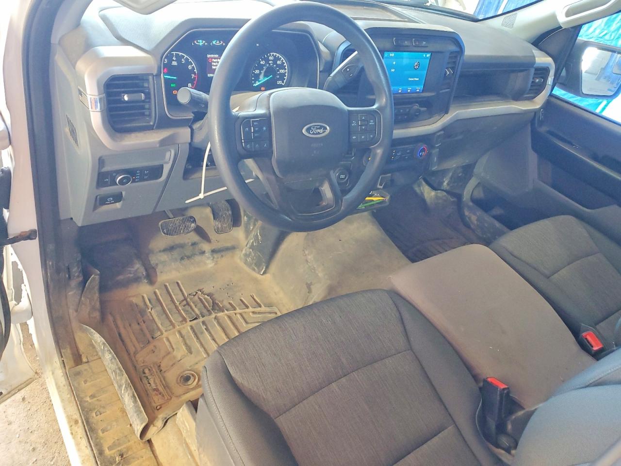 FORD F150 2022 — 9