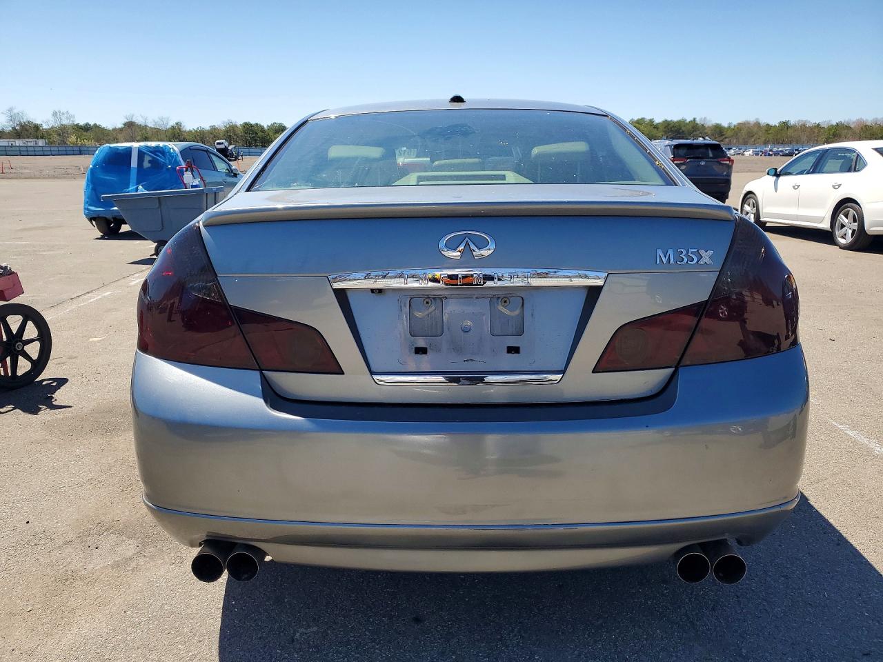 INFINITI M35 2006 — 7