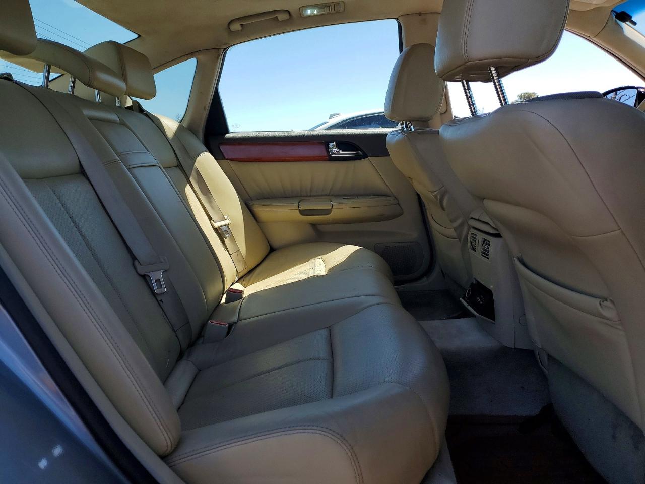 INFINITI M35 2006 — 11