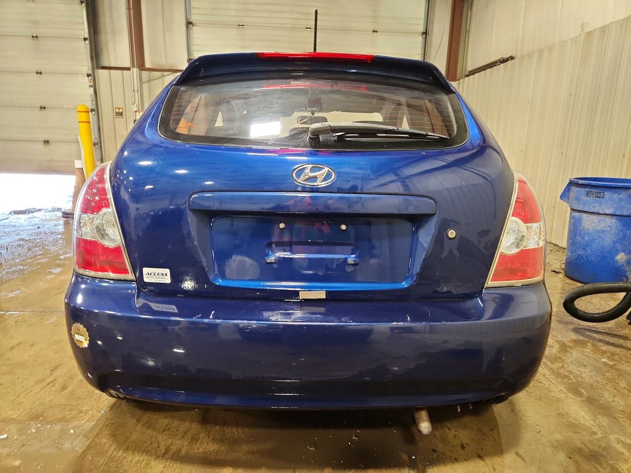 HYUNDAI ACCENT 2011 — 7