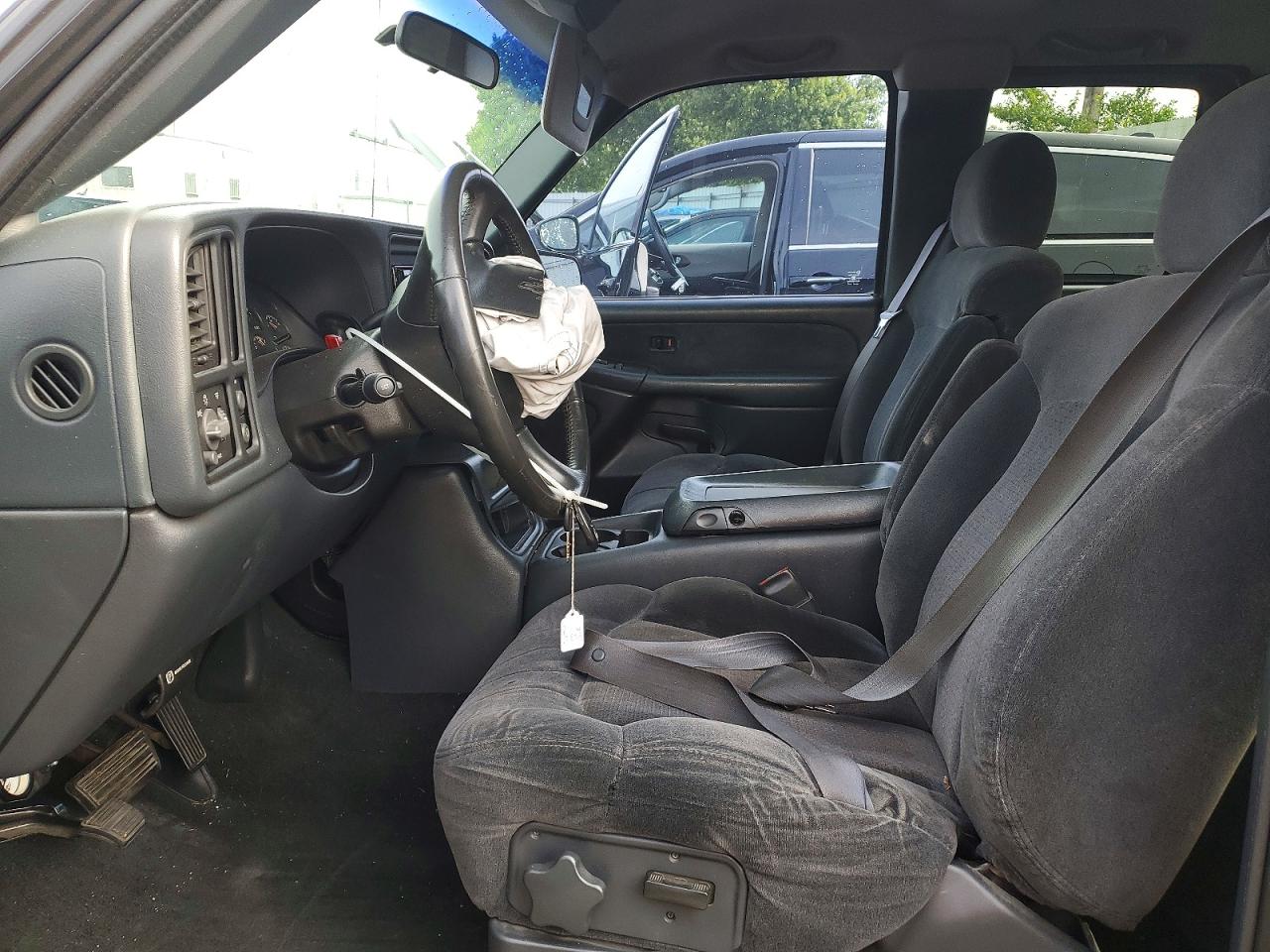 CHEVROLET SILVERADO 2000 — 8