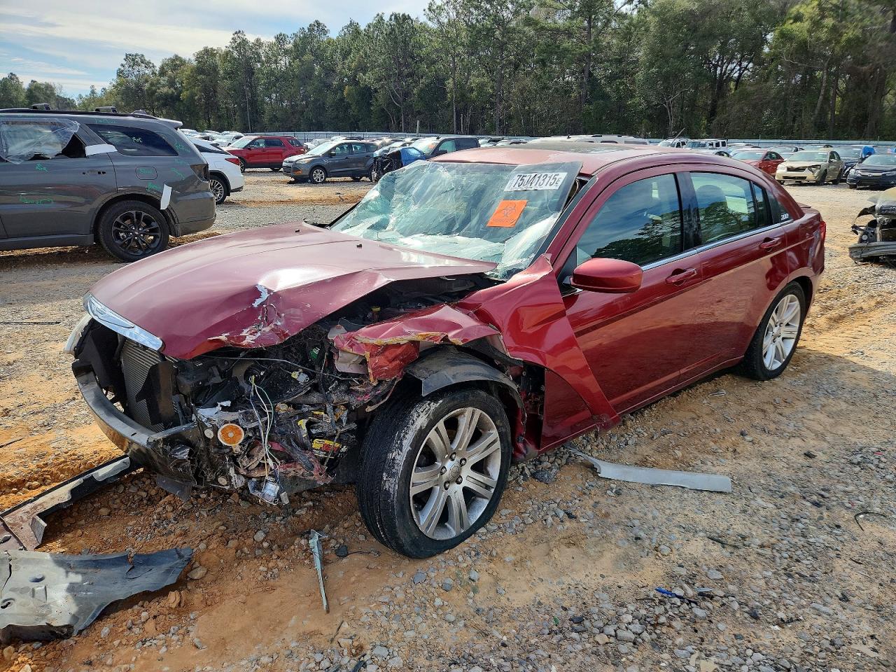 CHRYSLER 200 2013 — 2