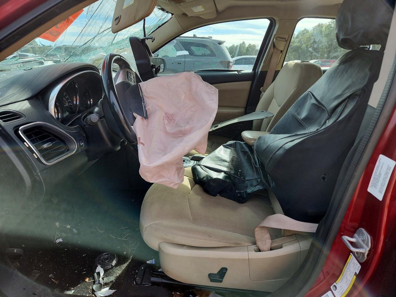 CHRYSLER 200 2013 — 8