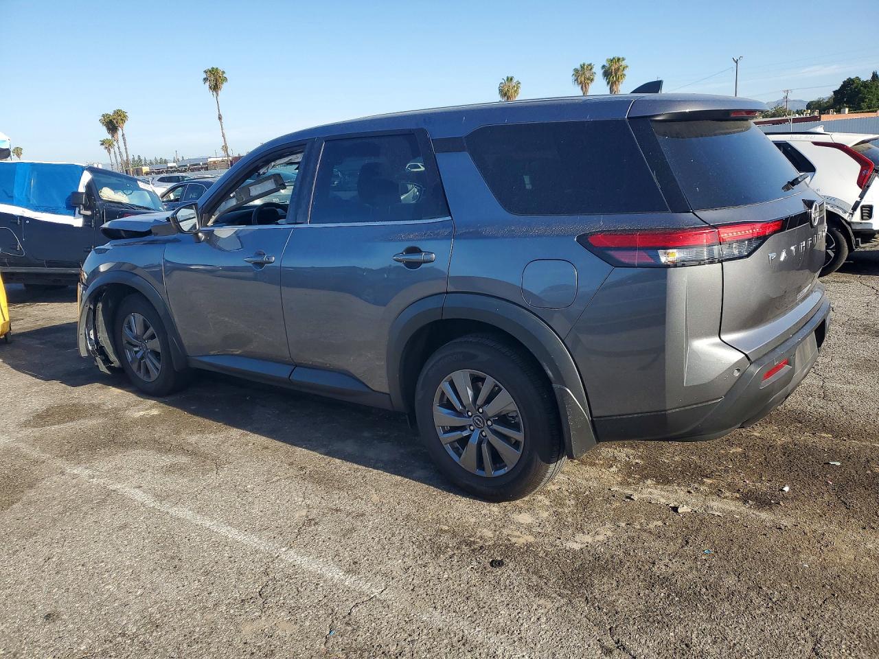 NISSAN PATHFINDER 2025 — 3
