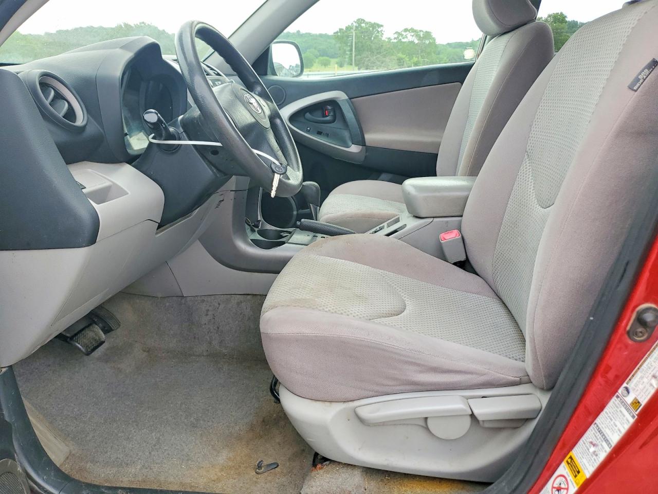 TOYOTA RAV4 2006 — 8