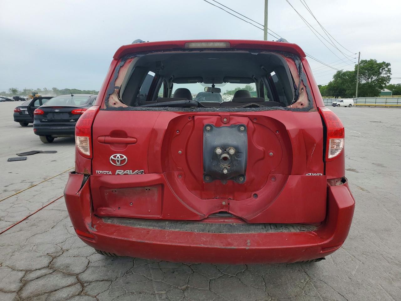 TOYOTA RAV4 2006 — 7