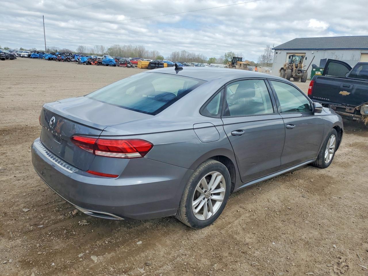 VOLKSWAGEN PASSAT 2021 — 4