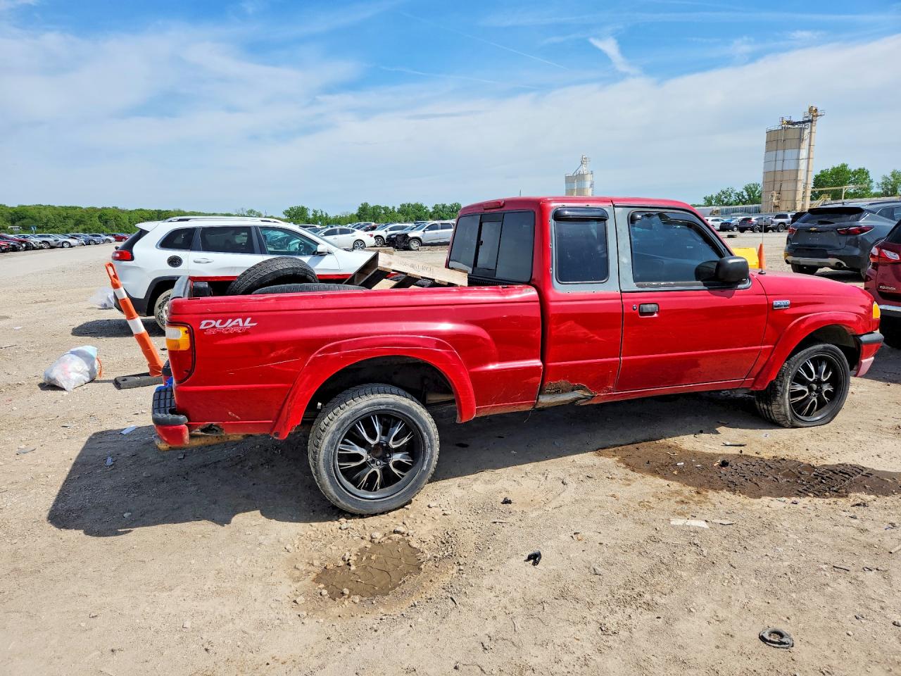 MAZDA B3000 2001 — 4