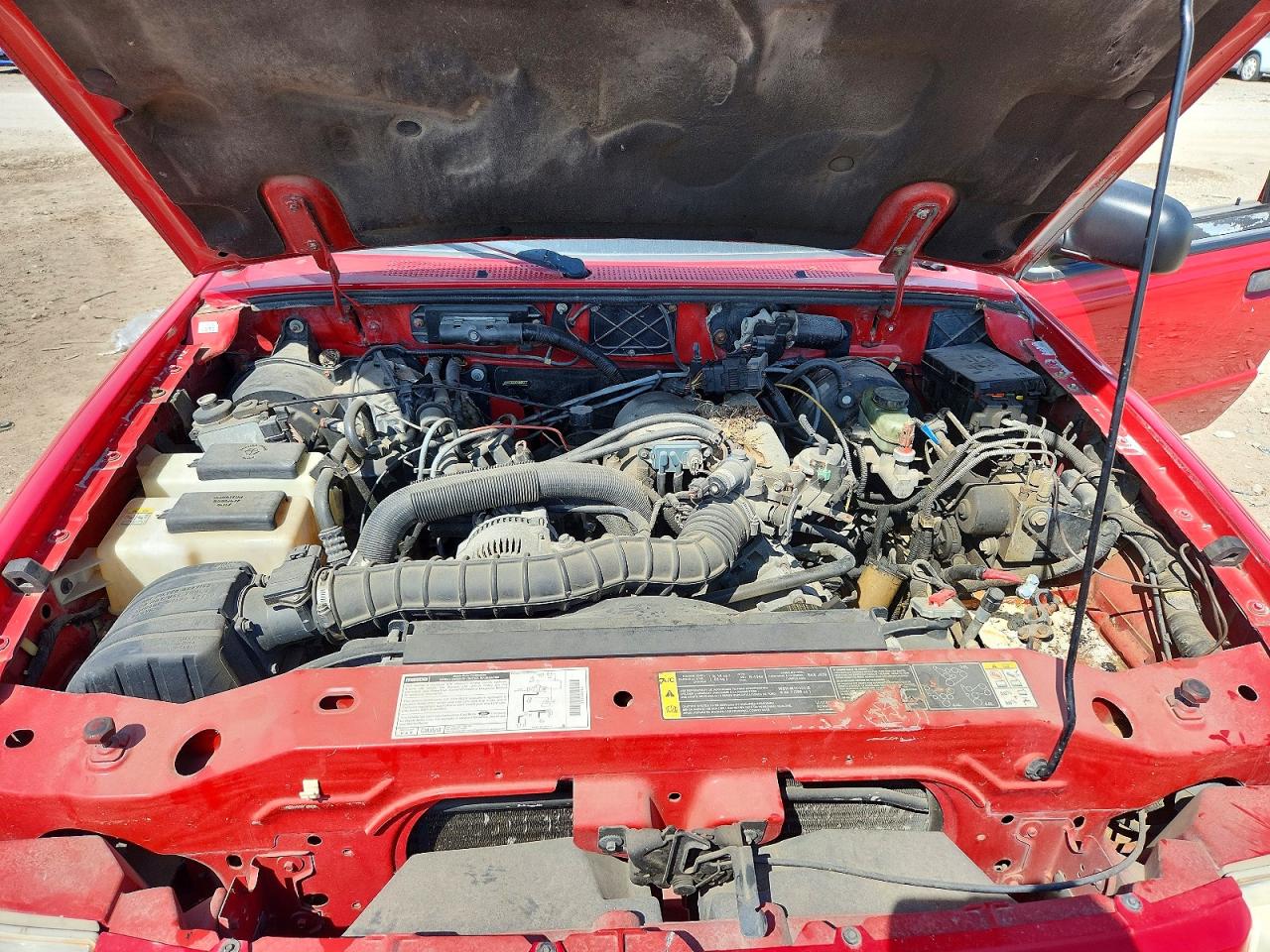 MAZDA B3000 2001 — 12