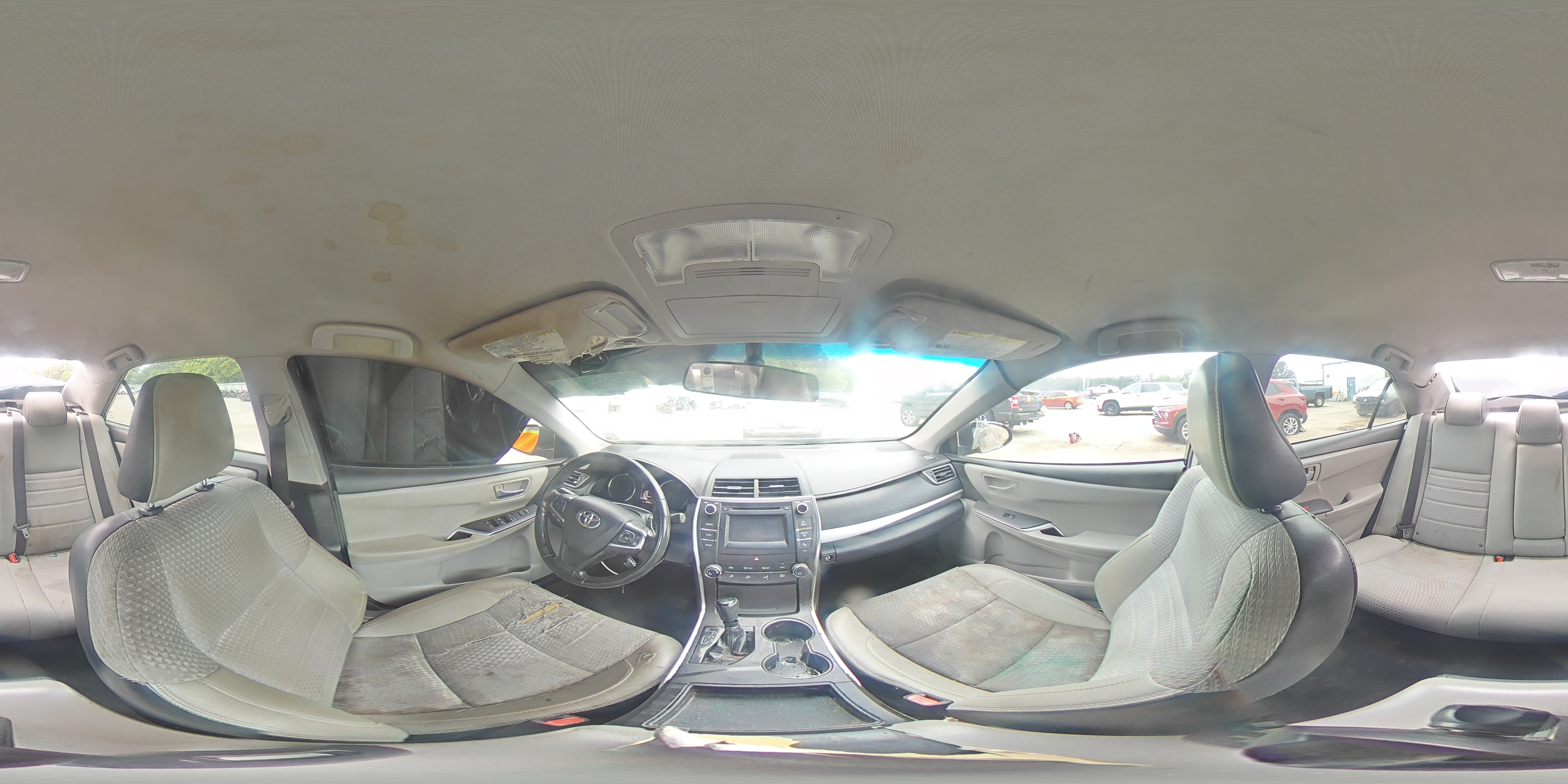 TOYOTA CAMRY 2015 — 14