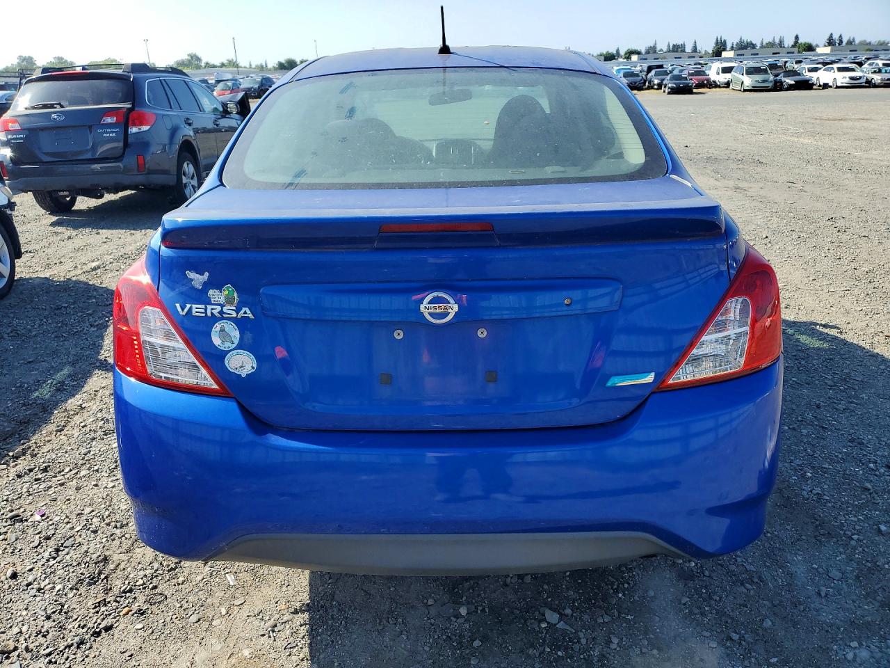 NISSAN VERSA 2015 — 7