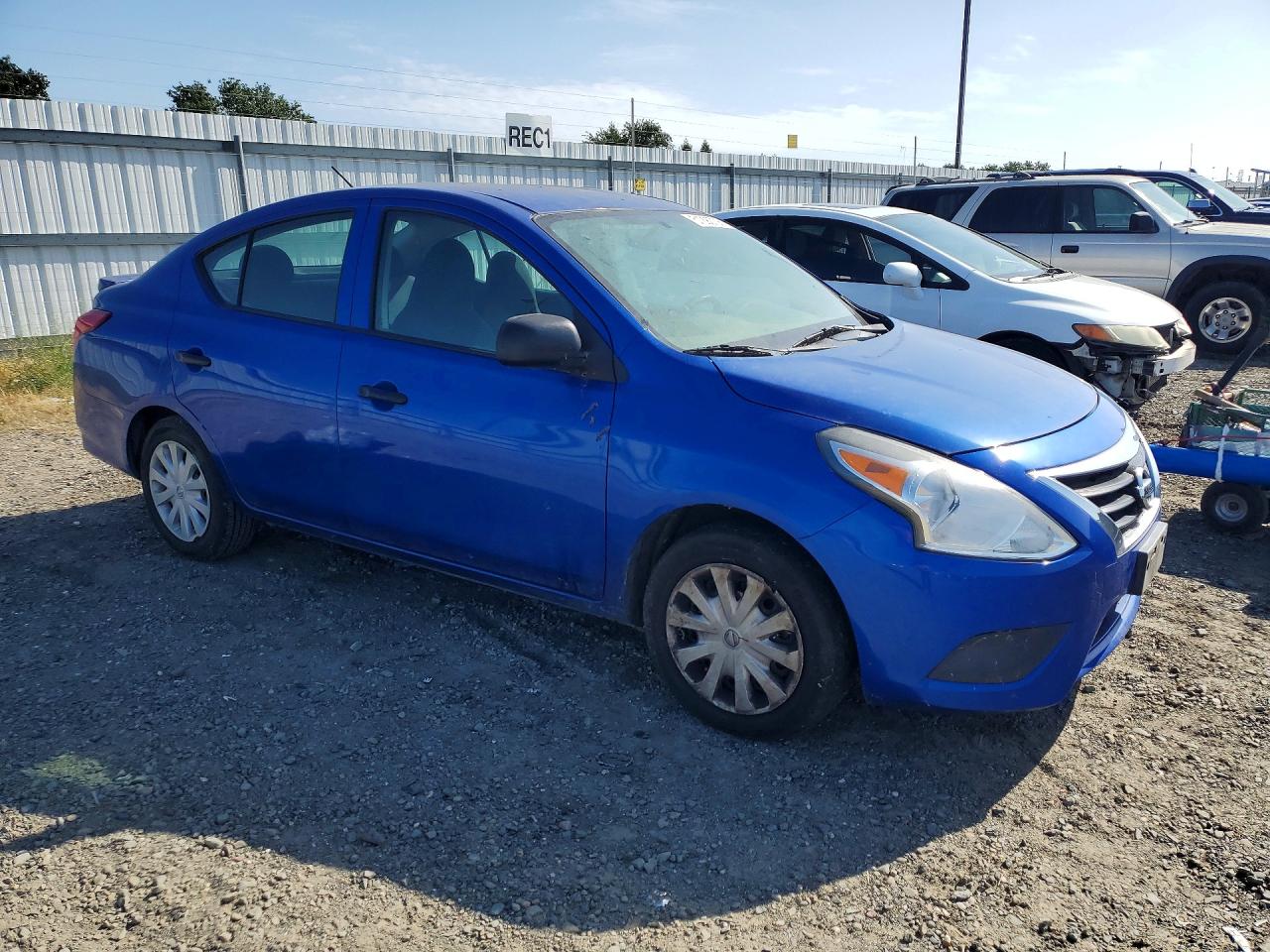 NISSAN VERSA 2015 — 5