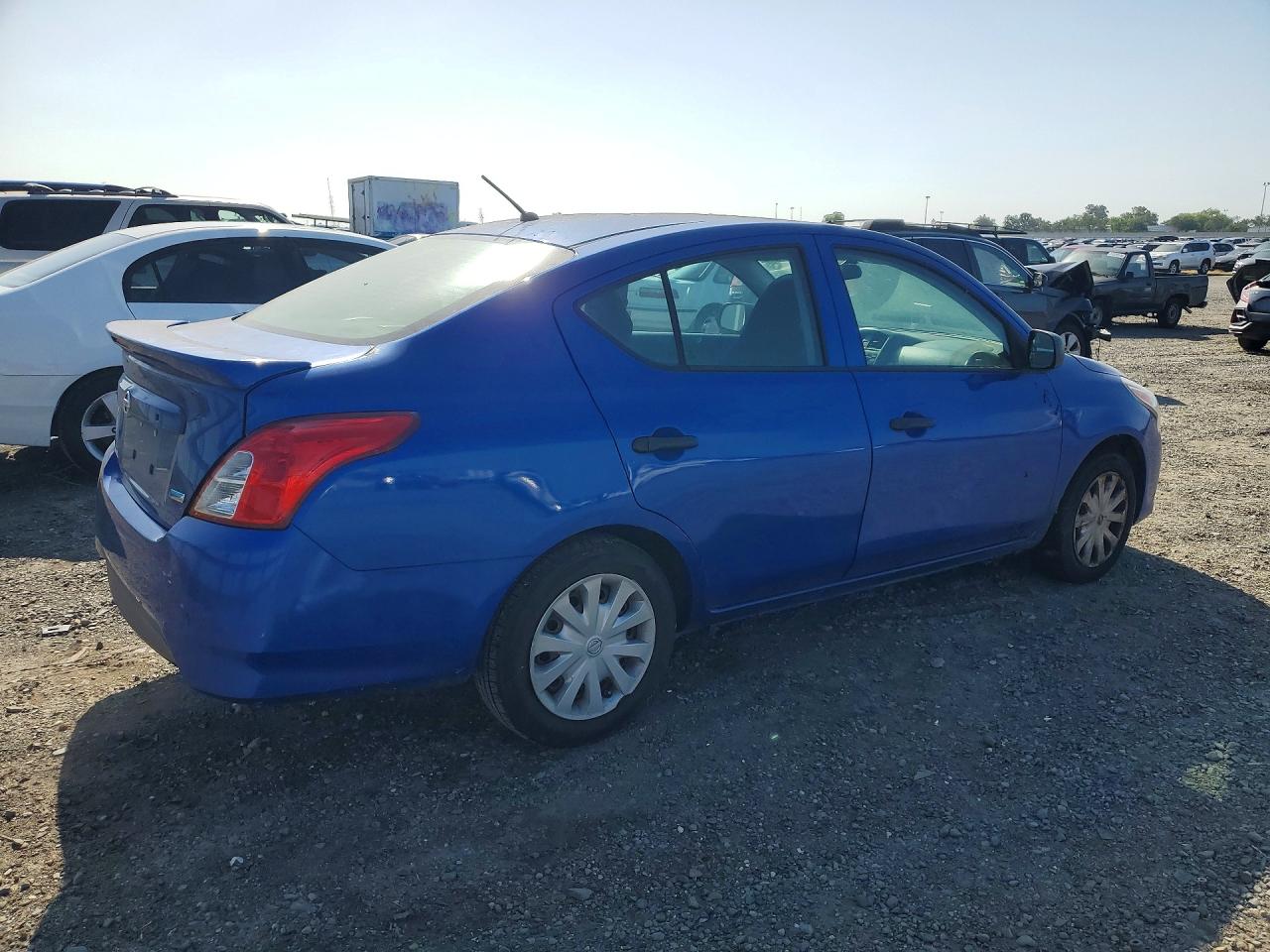 NISSAN VERSA 2015 — 4