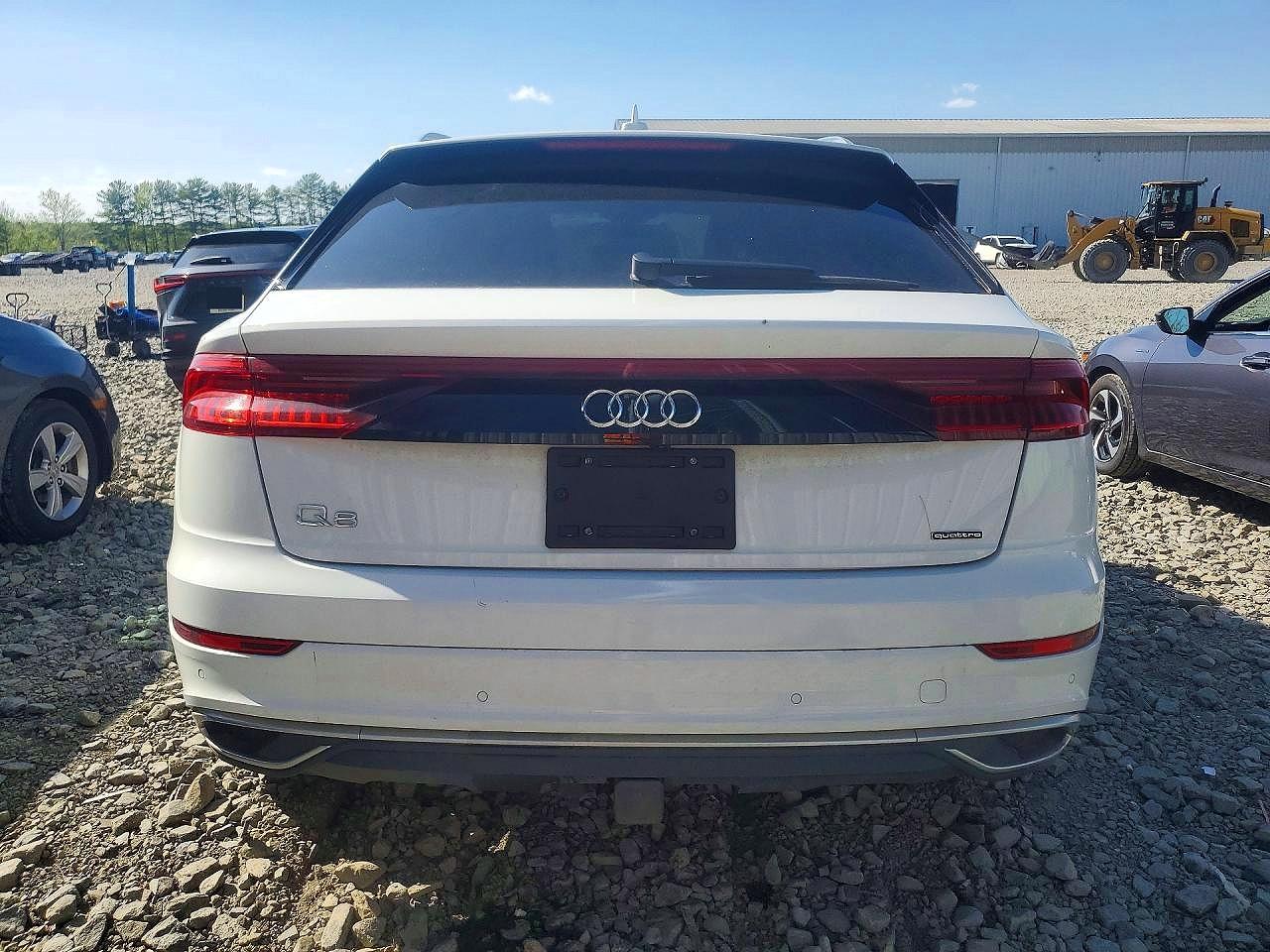 AUDI Q8 2020 — 7