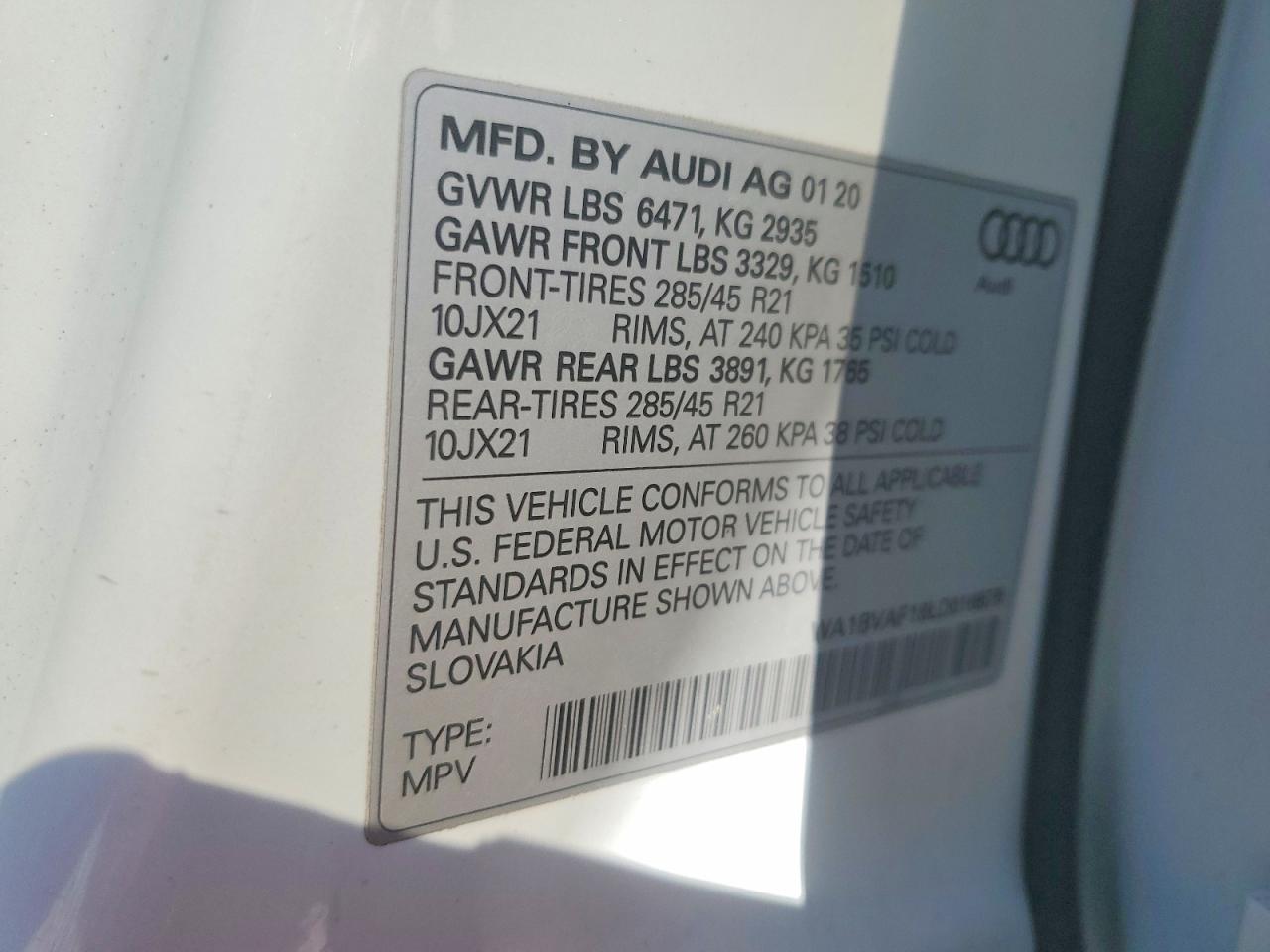 AUDI Q8 2020 — 14
