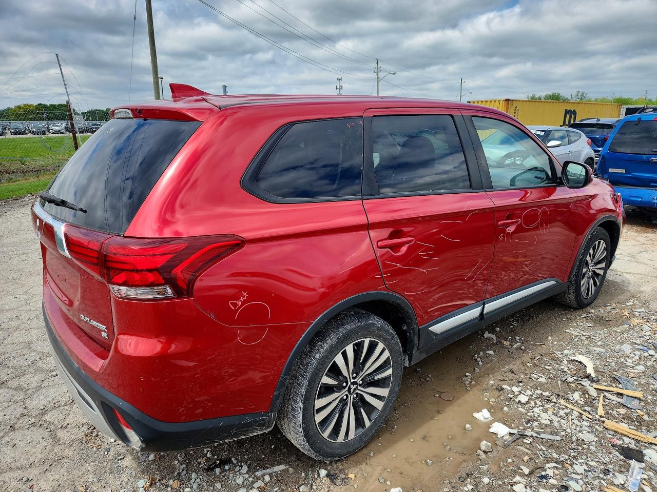 MITSUBISHI OUTLANDER 2019 — 4