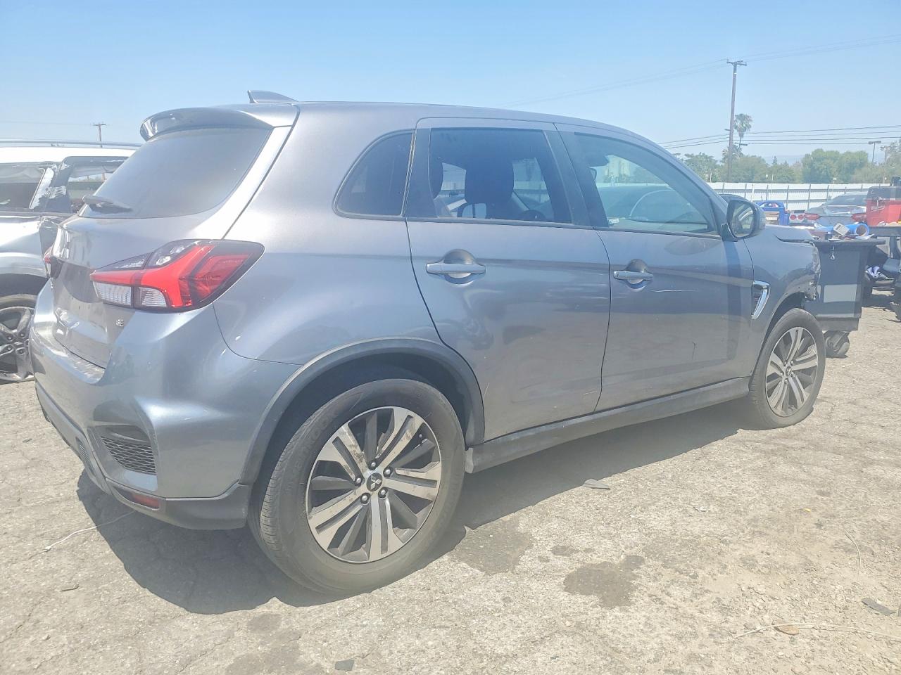 MITSUBISHI OUTLANDER SPORT 2020 — 4