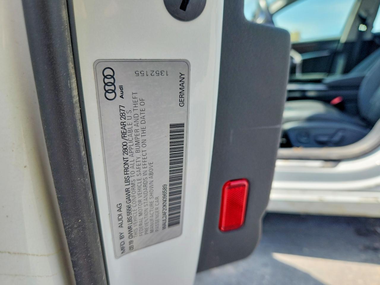 AUDI A6 2019 — 13
