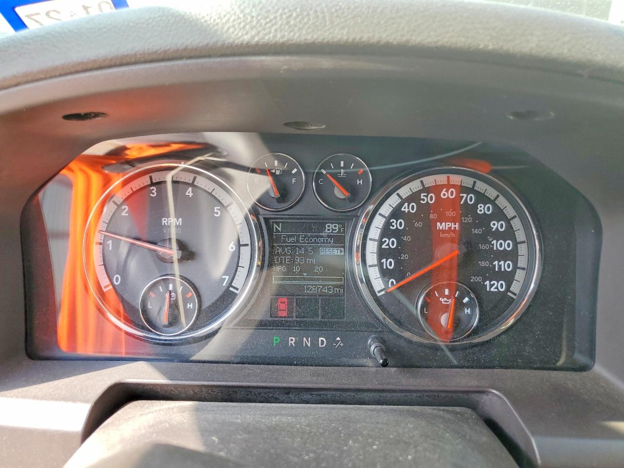 DODGE RAM 1500 2011 — 10
