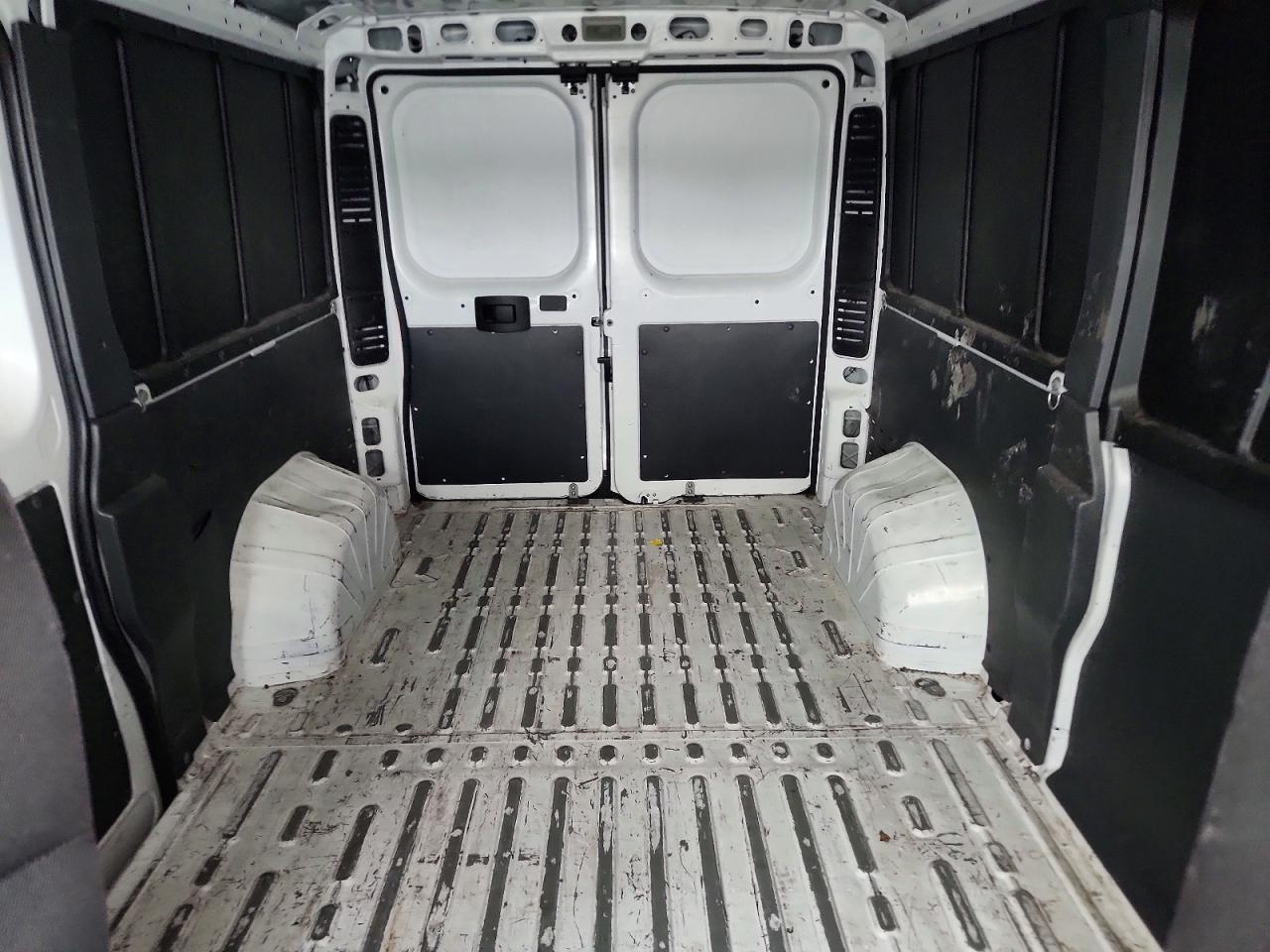 RAM PROMASTER 1500 2019 — 11