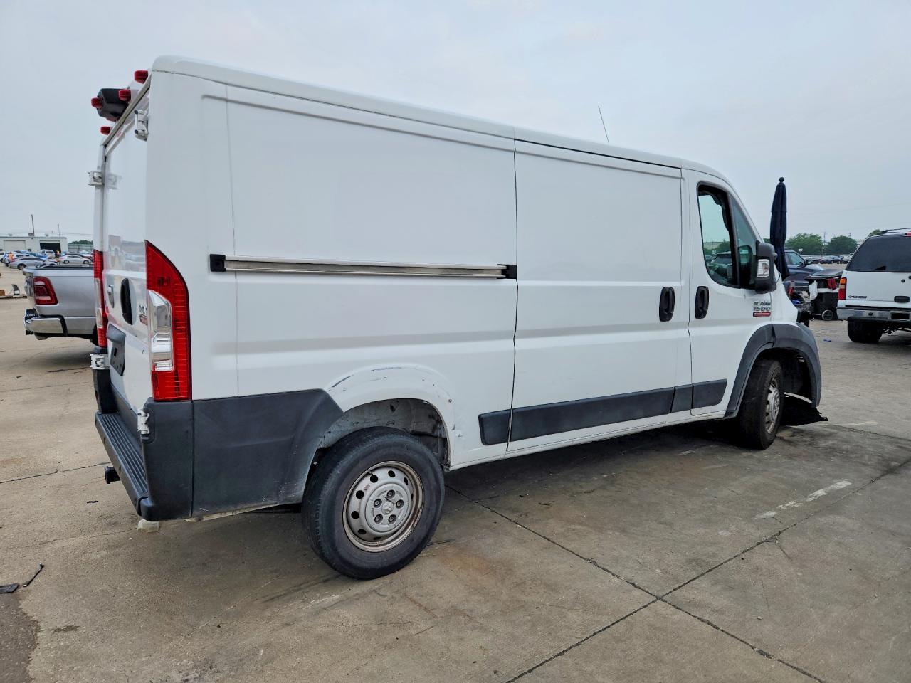 RAM PROMASTER 1500 2019 — 4