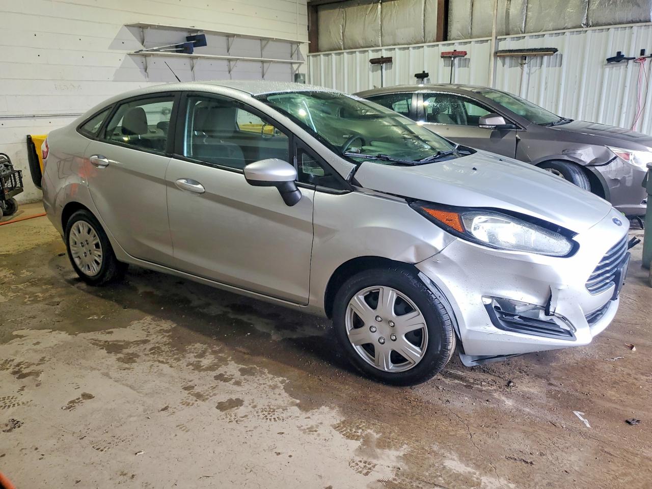 FORD FIESTA 2018 — 5