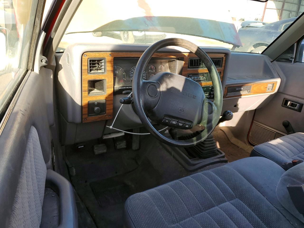 DODGE DAKOTA 1994 — 9