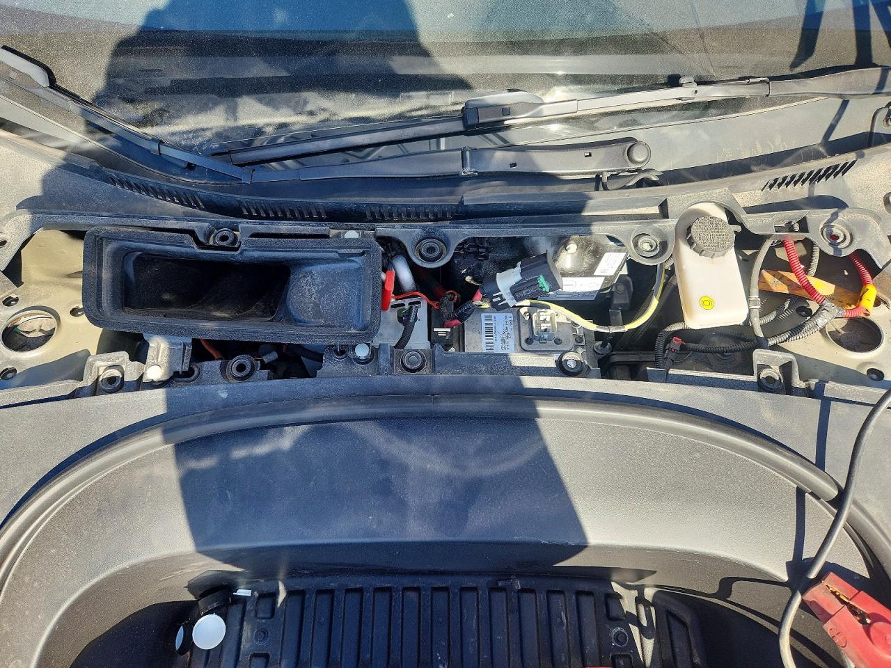 TESLA MODEL 3 2024 — 12