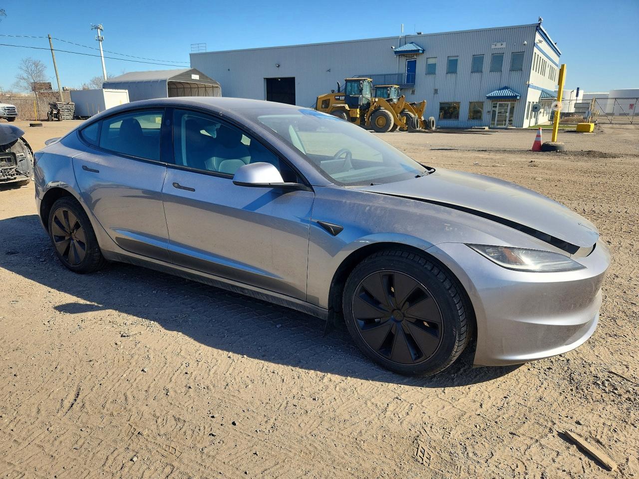 TESLA MODEL 3 2024 — 5