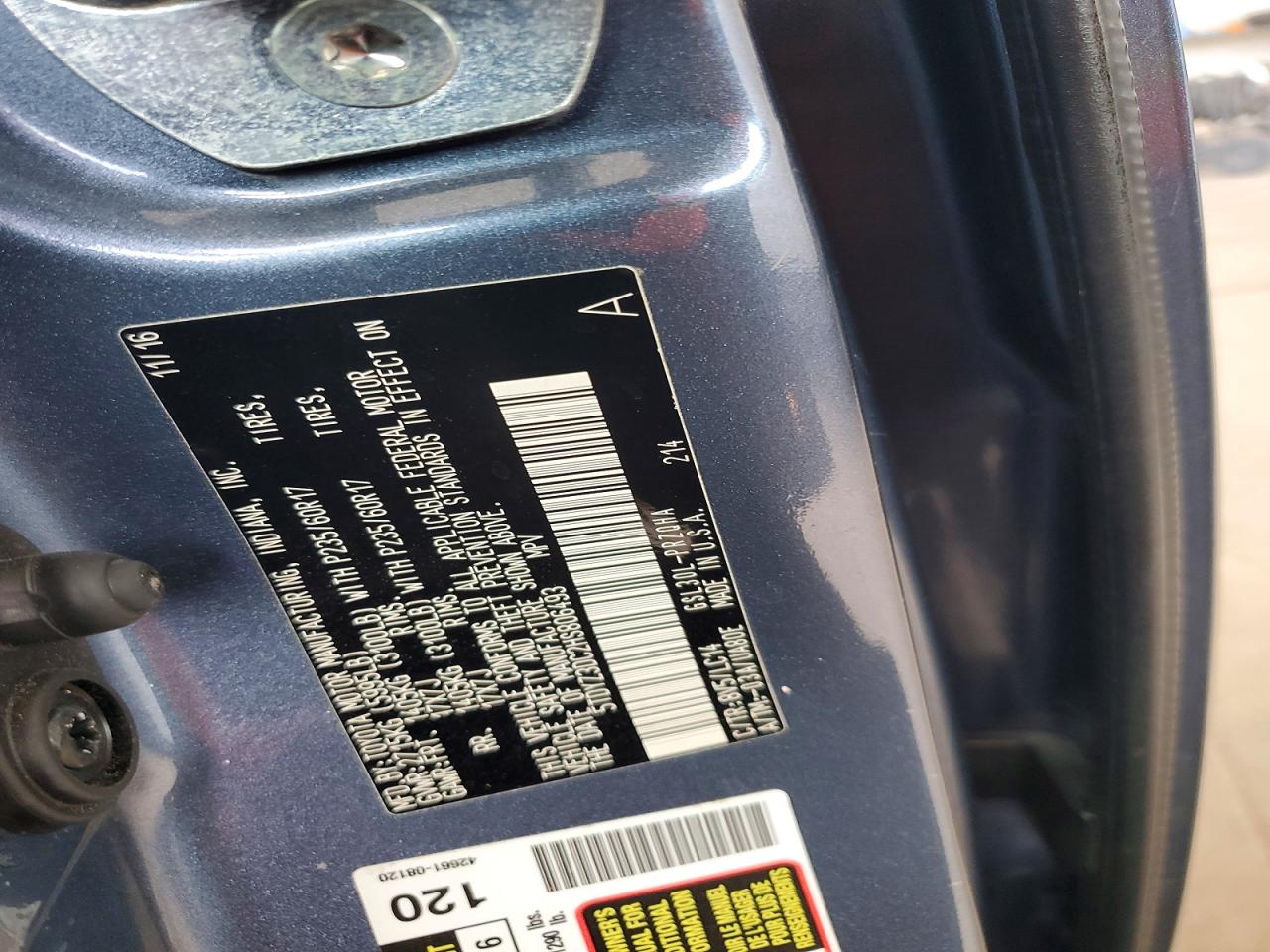 TOYOTA SIENNA 2017 — 14