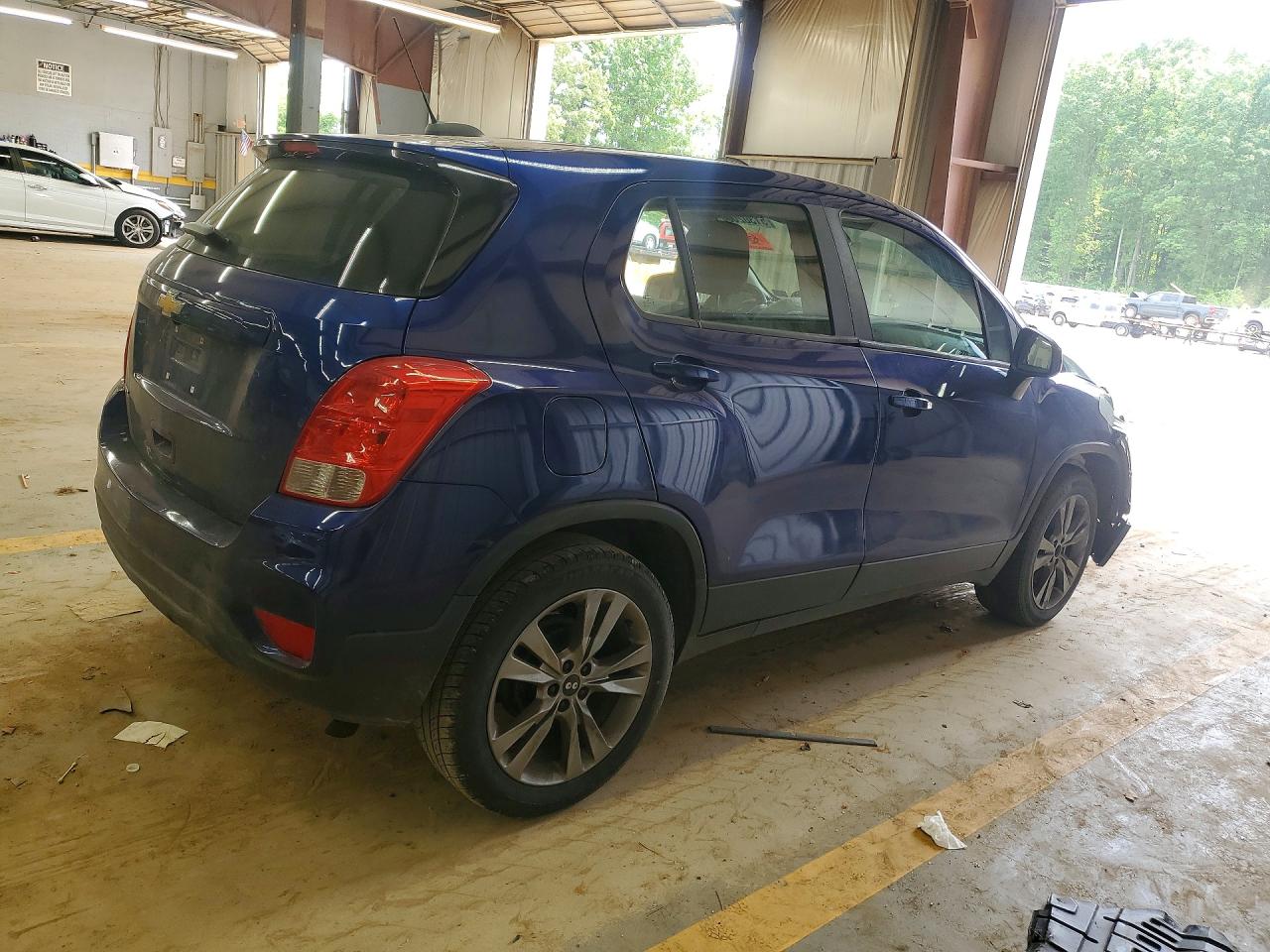 CHEVROLET TRAX 2017 — 4