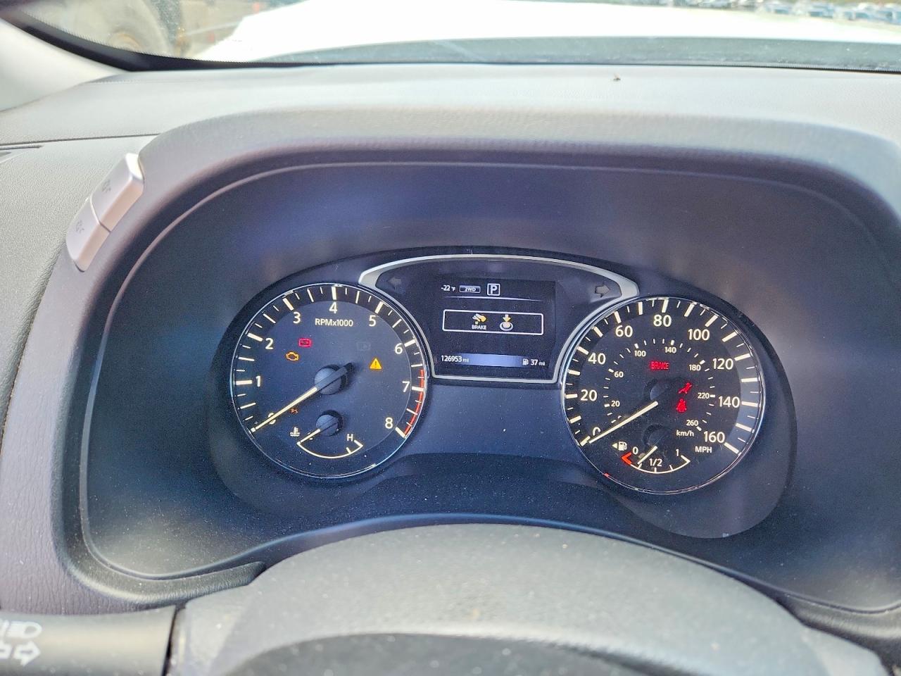 NISSAN PATHFINDER 2016 — 10