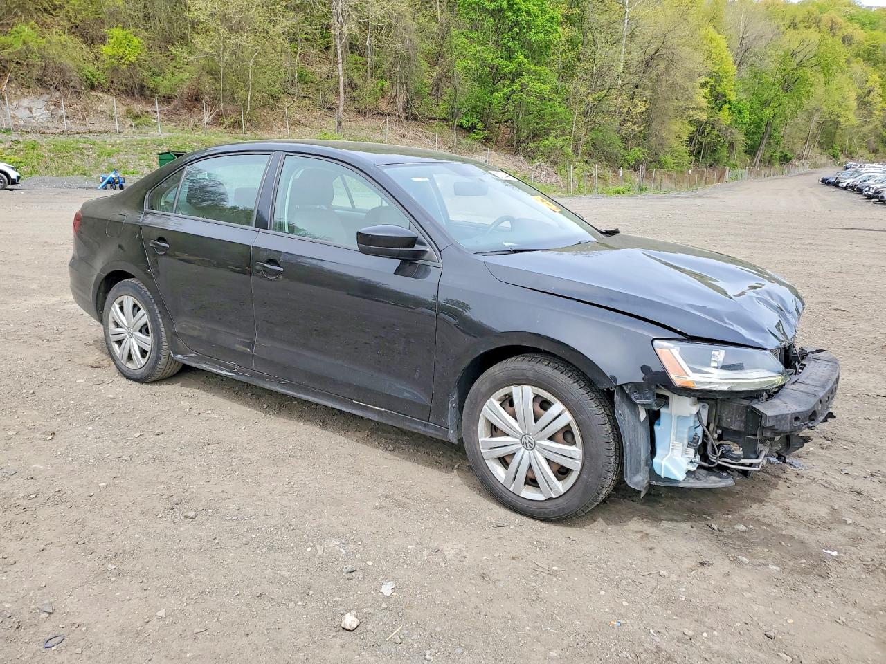 VOLKSWAGEN JETTA 2018 — 5