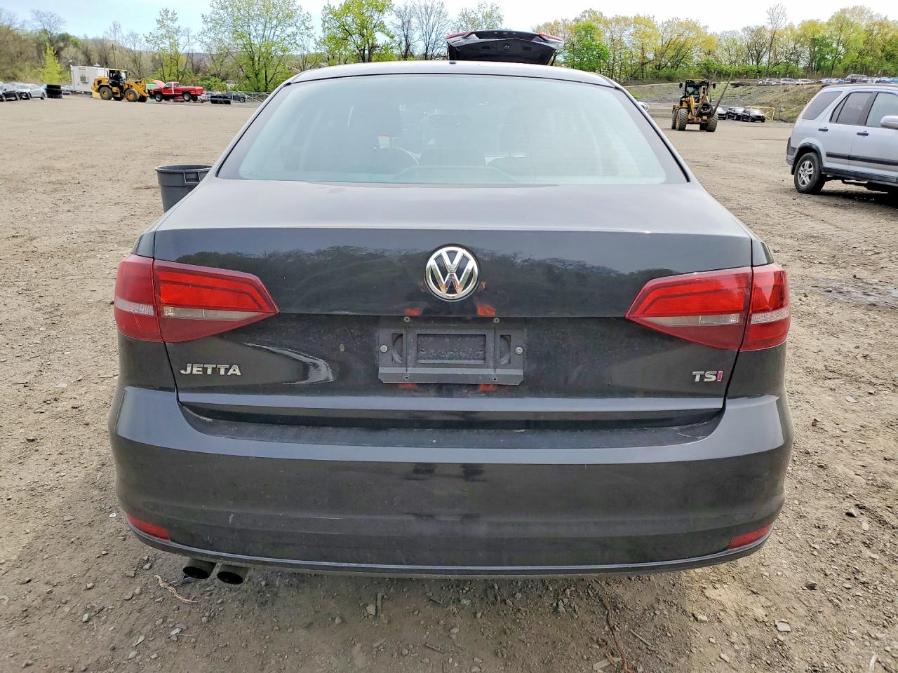 VOLKSWAGEN JETTA 2018 — 7