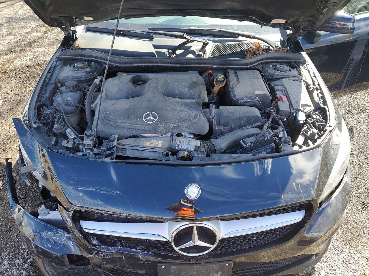 MERCEDES-BENZ CLA 2016 — 12