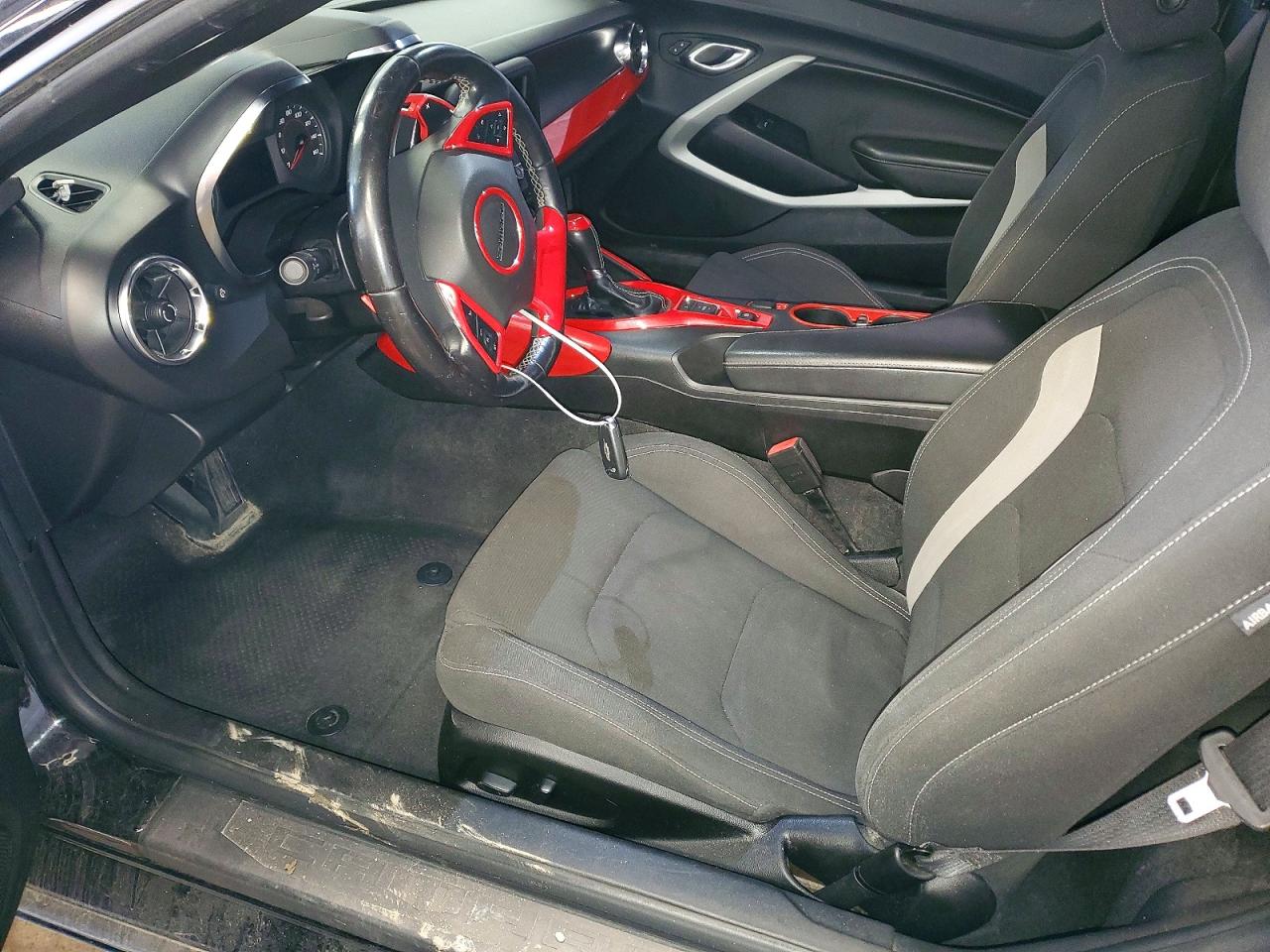 CHEVROLET CAMARO 2021 — 8