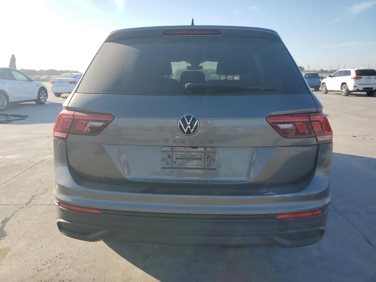 VOLKSWAGEN TIGUAN 2023 — 7
