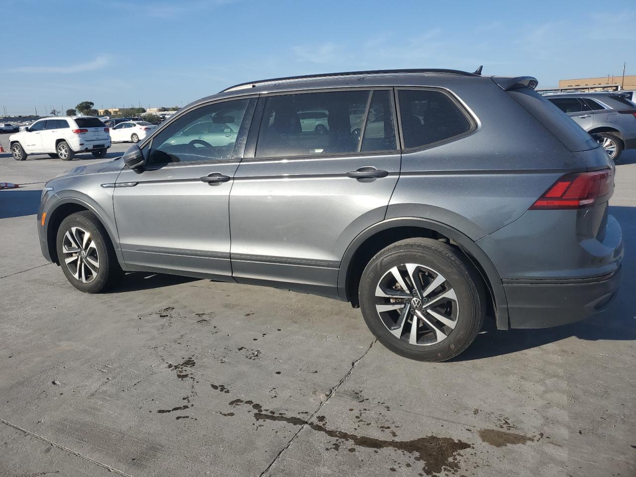 VOLKSWAGEN TIGUAN 2023 — 3