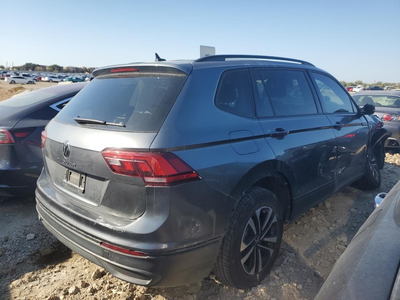 VOLKSWAGEN TIGUAN 2023 — 4