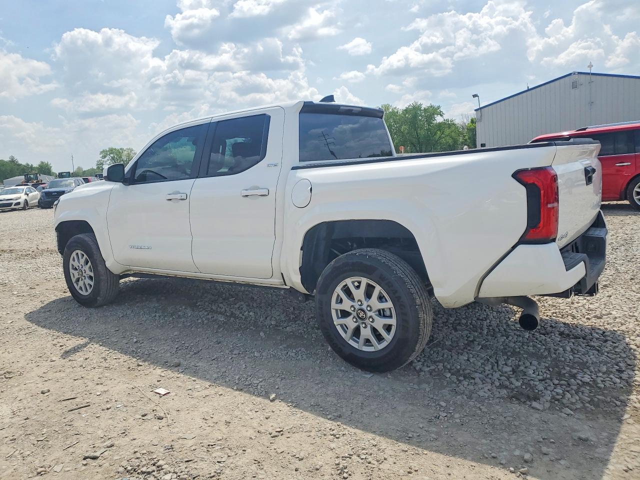 TOYOTA TACOMA 2025 — 3