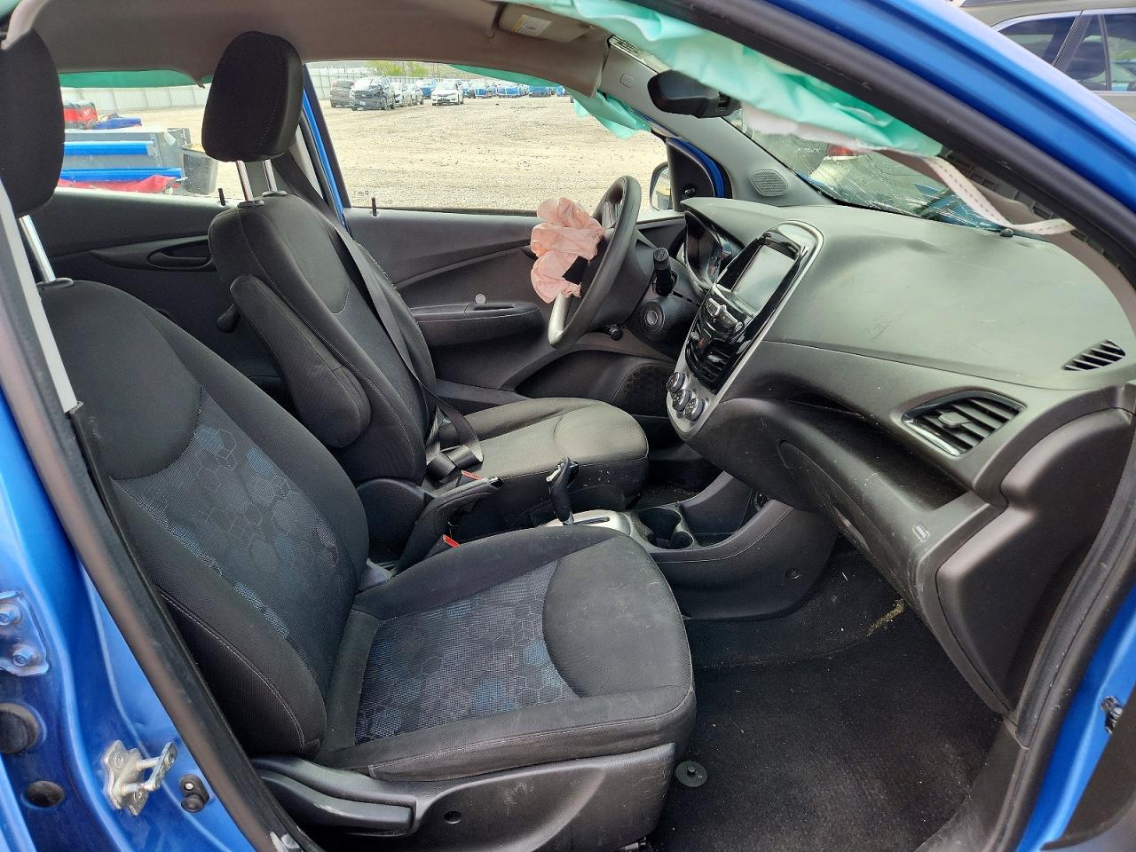 CHEVROLET SPARK 2018 — 8