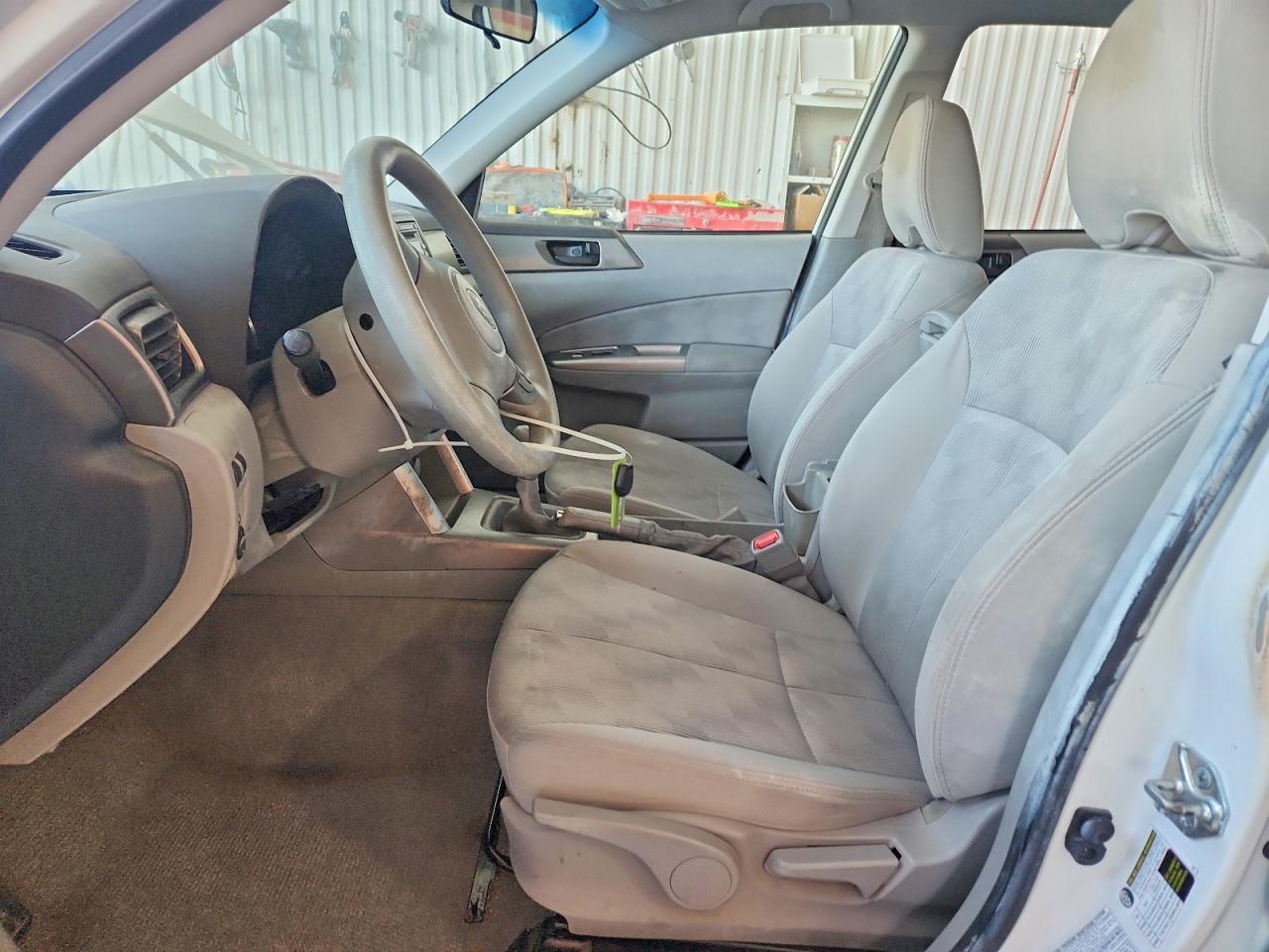SUBARU FORESTER 2010 — 8