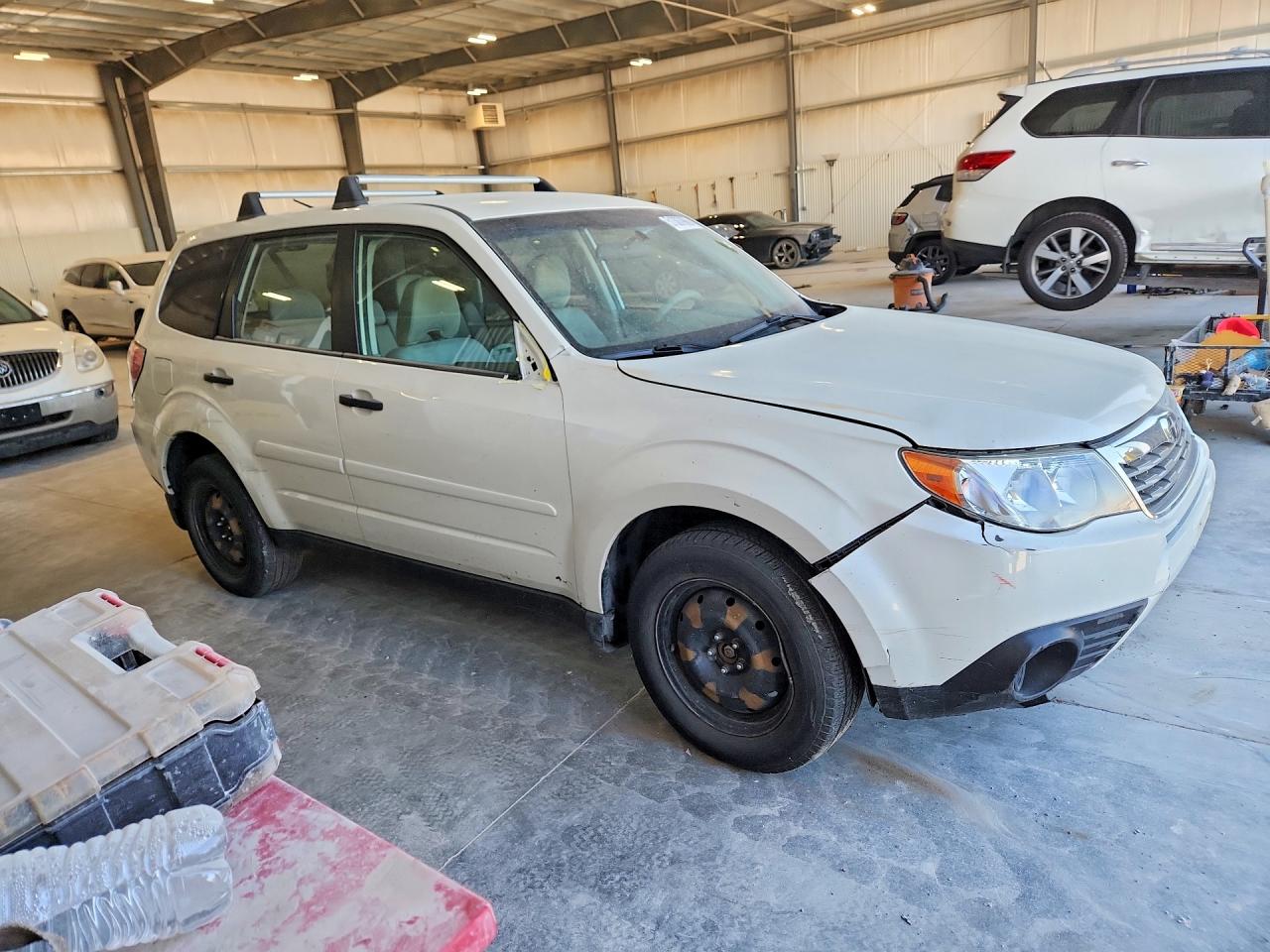 SUBARU FORESTER 2010 — 5