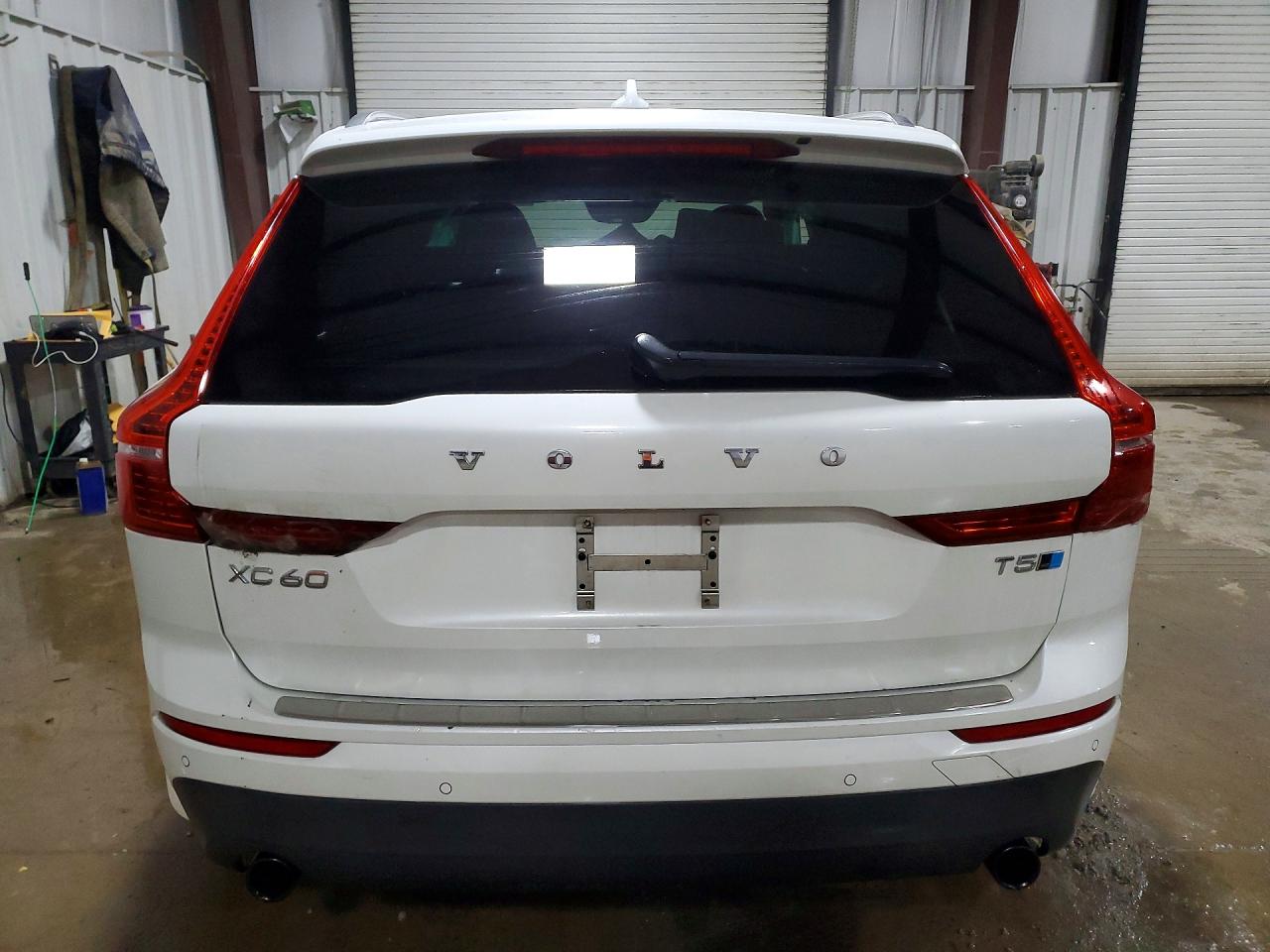 VOLVO XC60 2018 — 7