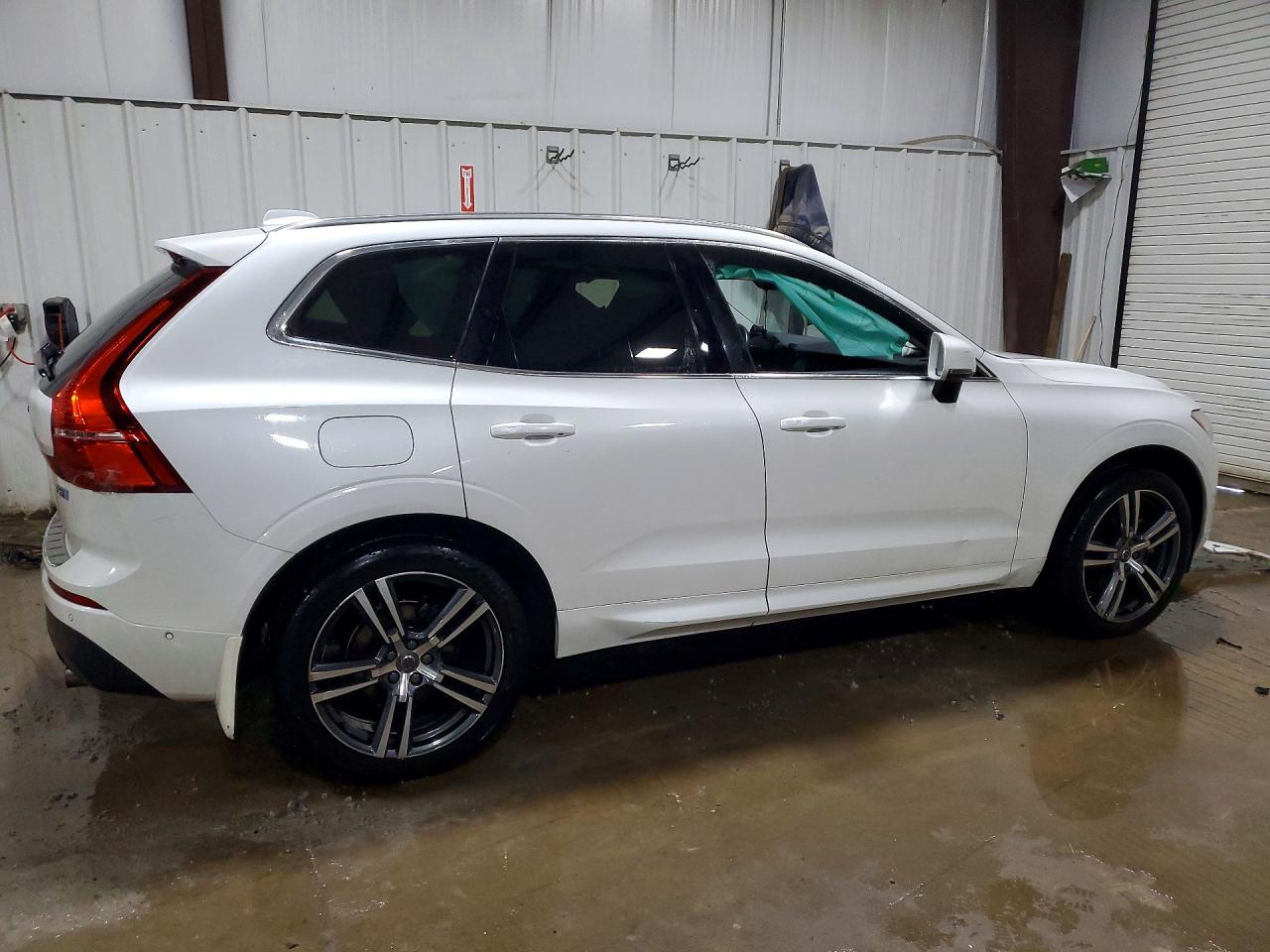 VOLVO XC60 2018 — 4