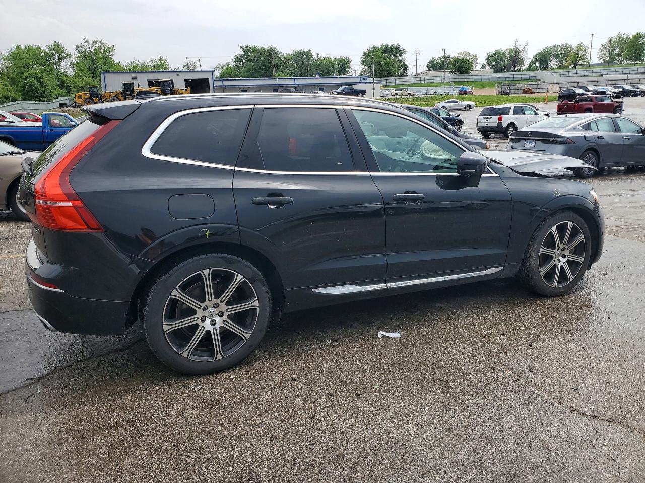 VOLVO XC60 2018 — 4