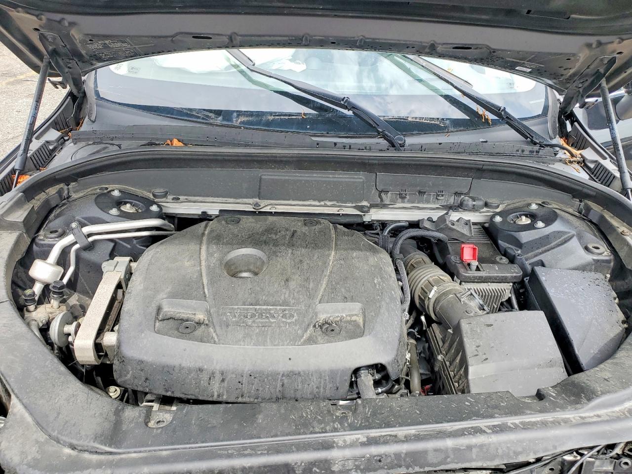 VOLVO XC60 2018 — 13