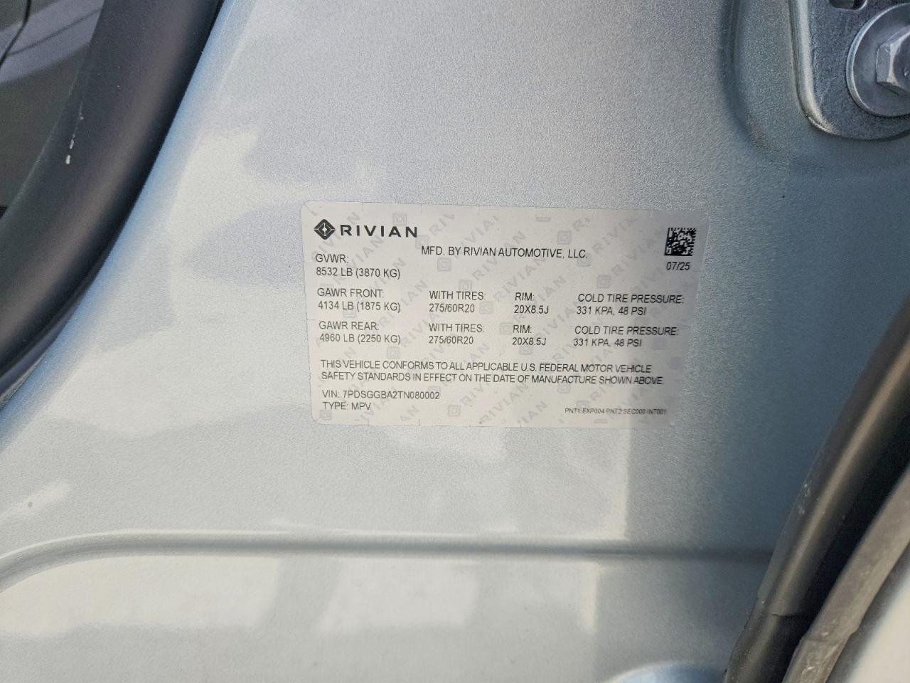 RIVIAN R1S 2026 — 13
