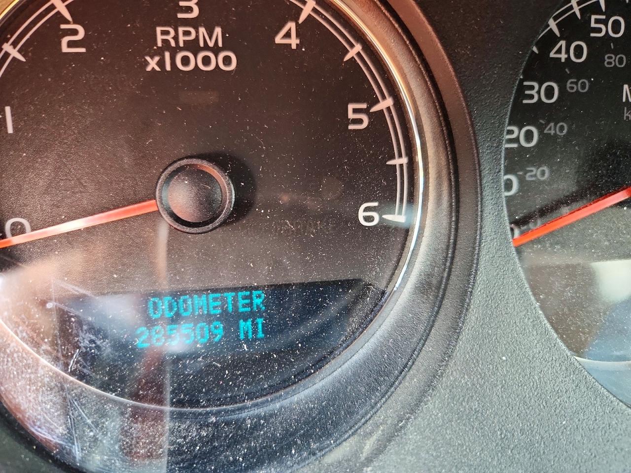CHEVROLET TAHOE 2011 — 10