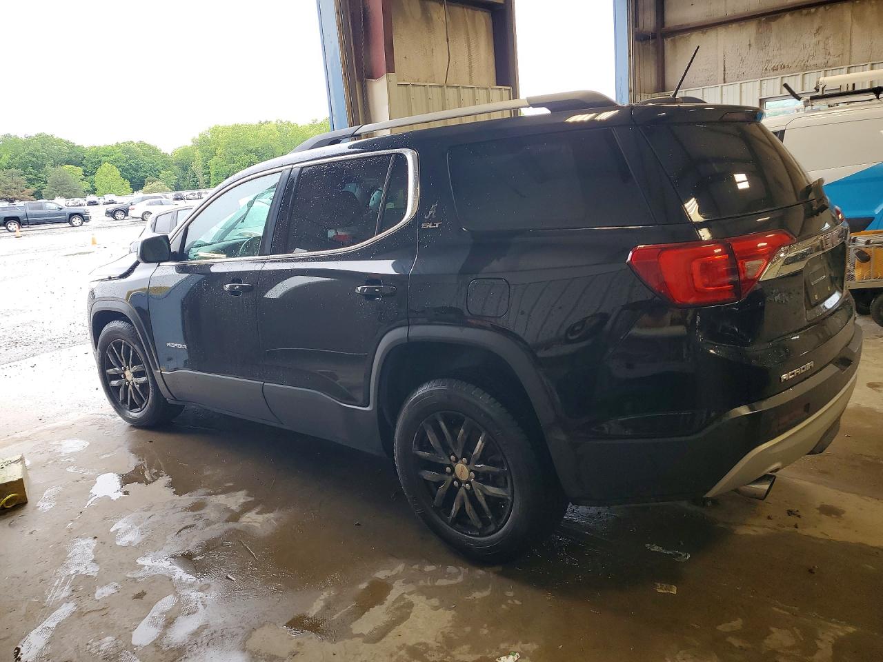 GMC ACADIA 2018 — 3